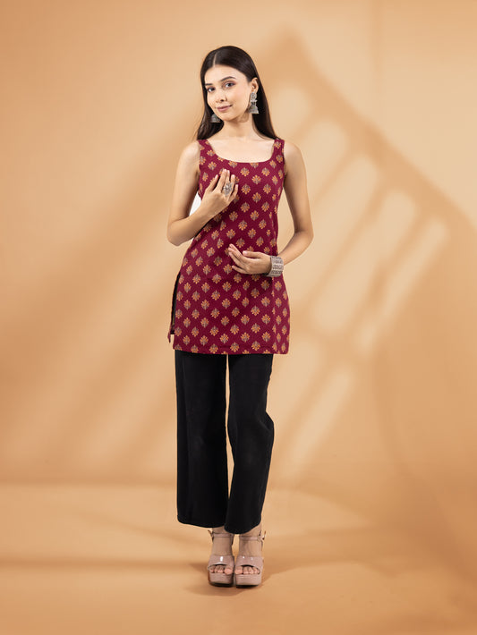Noorika Maroon Buti Print Square Neck Kurti