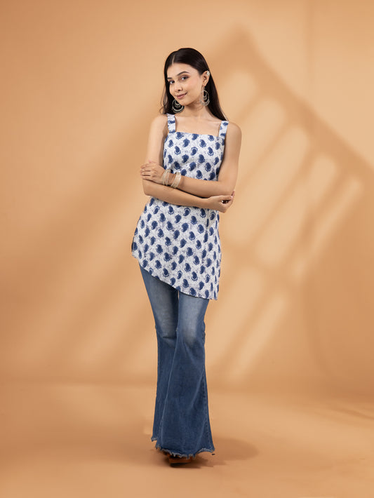 Kairavi White & Blue Paisley Kurti