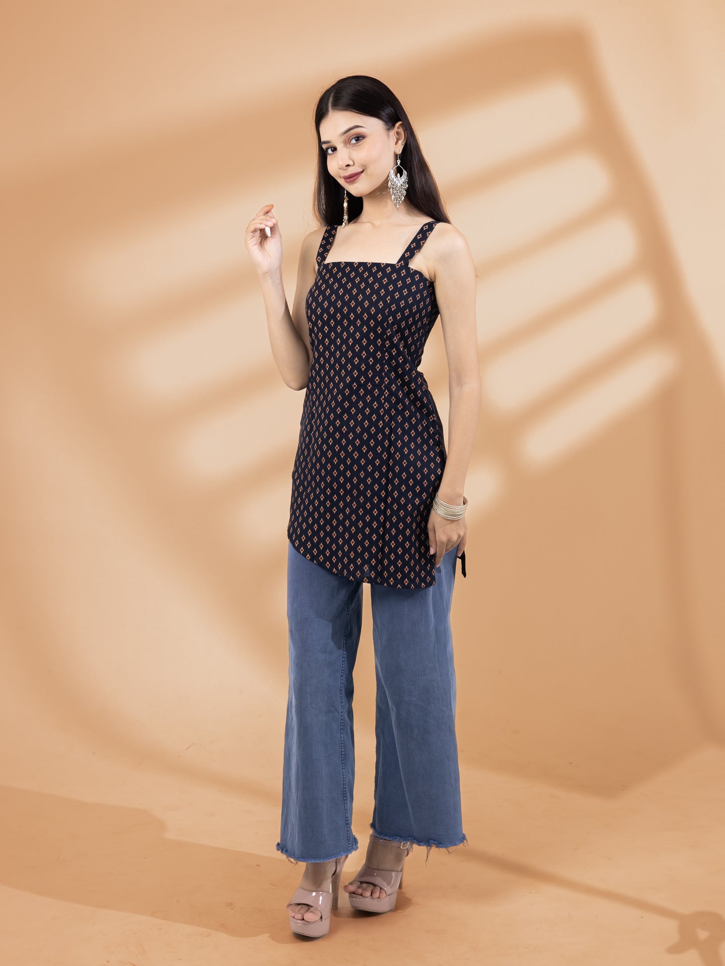 Kairavi Navy Blue Buti Strap Short Kurti