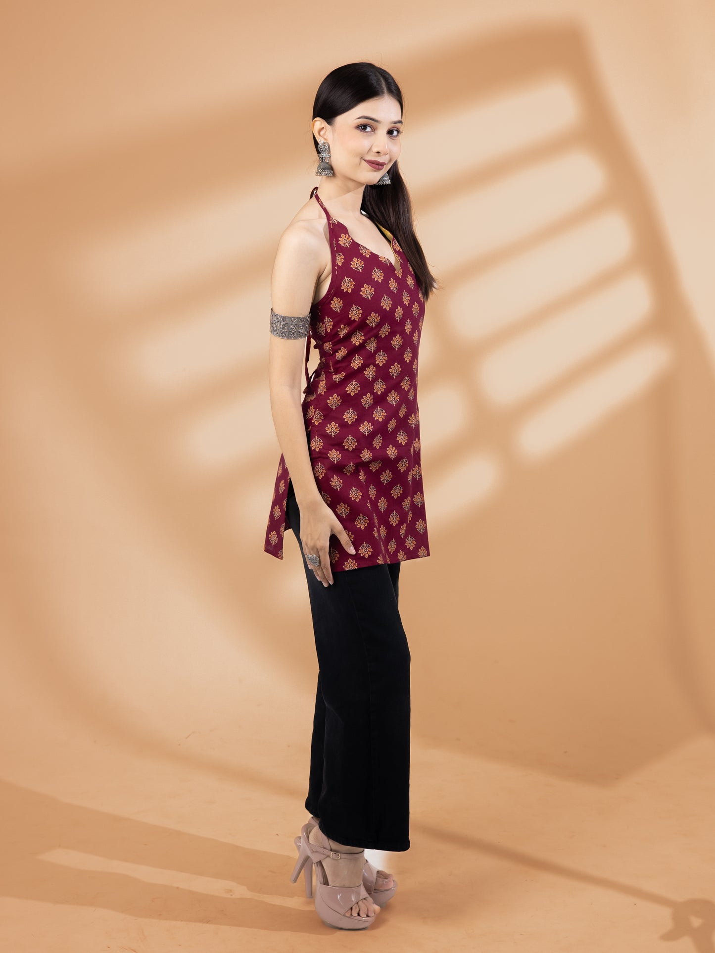 Vyanika Maroon Buti Print Kurti